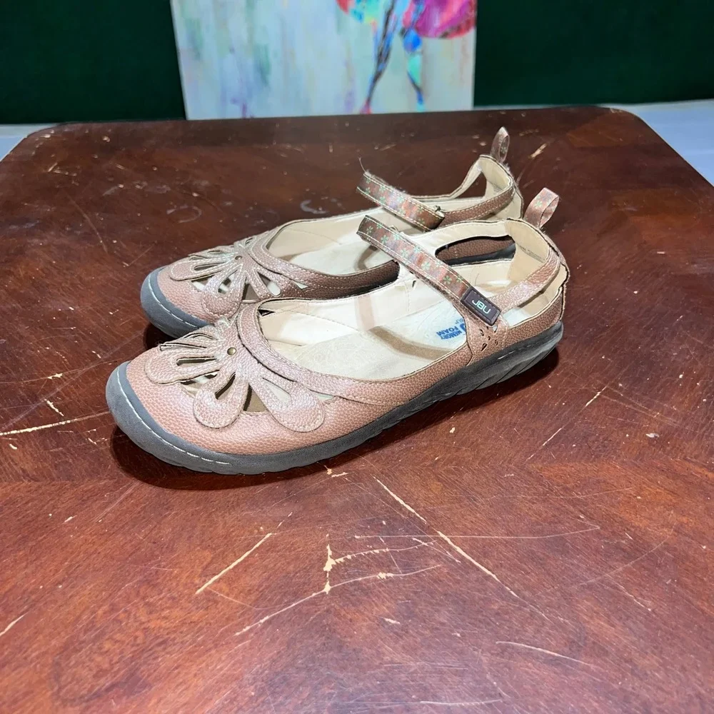 JBU by Jambu Womens Tan Floral Laser Cut Mary Jane Memory Foam Flats Size 9.5W